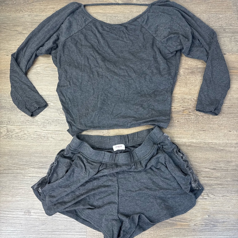 Le Marche Women’s Charcoal Grey Pajama Set, criss cross back top and shorts, Sm